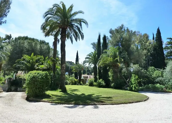 Les Bastidieres - Cap Brun *